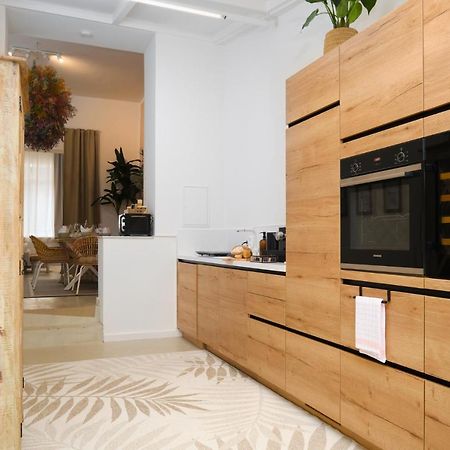Park Avenue Apartments - Dom Mit Stil - Kueche - Parkplatz - Wlan - 65 Zoll Tv - Netflix Cologne Exterior photo
