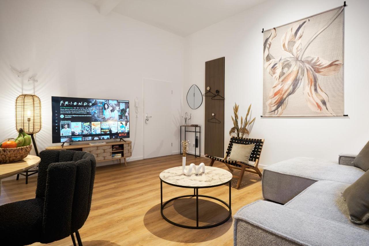 Park Avenue Apartments - Dom Mit Stil - Kueche - Parkplatz - Wlan - 65 Zoll Tv - Netflix Cologne Exterior photo