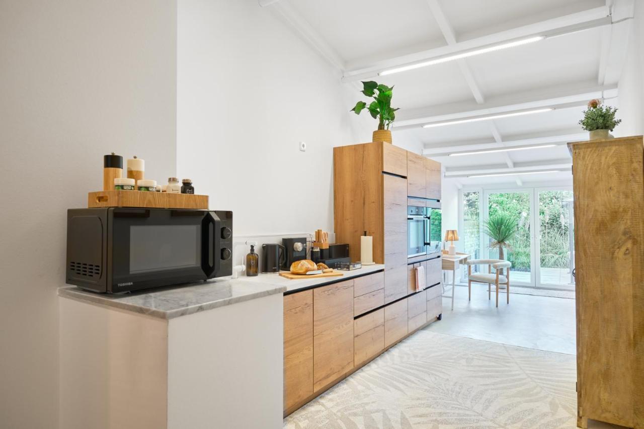 Park Avenue Apartments - Dom Mit Stil - Kueche - Parkplatz - Wlan - 65 Zoll Tv - Netflix Cologne Exterior photo